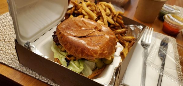 Taverne Monkland / Monkland Tavern by null