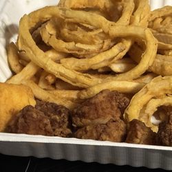 Dipsy Doodle Dairy Bar - The darker colored pieces are the scallops. You can see the difference in color and texture from the rest of the meal.