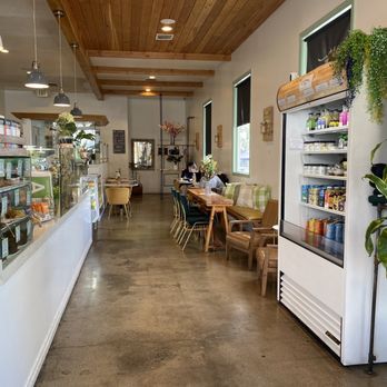 Green Table Cafe - the interior of a cafe - Cafes Near Me - Los Angeles, California Green Table Cafe - the interior of a cafe - Cafes Near Me - Los Angeles, California