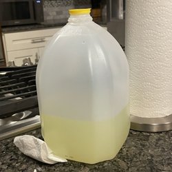 Bandana's Bar-B Q - Florissant - Lemonade - $10 for a gallon , sorry this is tasteless and awful like dishwash water