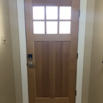 Rivas Painting - Finished interior door in natural satin finish - Interior Design Near Me Rivas Painting - Finished interior door in natural satin finish - Interior Design Near Me