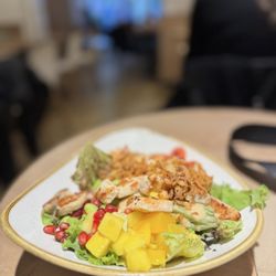 Dean & David - Crunchy Chicken bowl