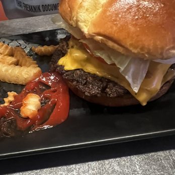 BurgerTen and ChickenToo - Burgers Near Me - Daytona Beach, Florida