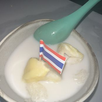 Saranrom Thai - Durian with sticky rice - Thai Near Me - Elmhurst, New York Saranrom Thai - Durian with sticky rice - Thai Near Me - Elmhurst, New York