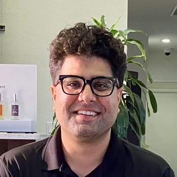 Stevens Creek Lincoln - Sahand Moghadasi at Stevens Creek Lincoln, a great guy! We like him, respect him, highly recommend him. P.S. best hair in the biz! - Auto Parts & Supplies Near Me - San Jose, California Stevens Creek Lincoln - Sahand Moghadasi at Stevens Creek Lincoln, a great guy! We like him, respect him, highly recommend him. P.S. best hair in the biz! - Auto Parts & Supplies Near Me - San Jose, California