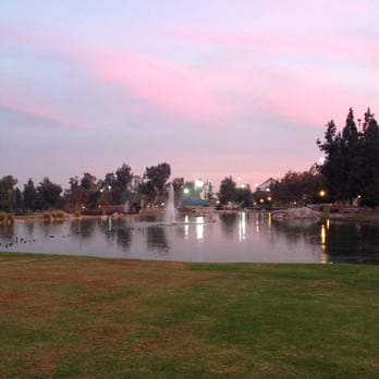 Alhambra Golf Course - Hole 9 view - Golf Near Me - Alhambra, California