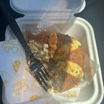 IYKYK! Coffee Lab - Habanero garlic stuffed bagel - Coffee & Tea Near Me - Huntington Beach, California IYKYK! Coffee Lab - Habanero garlic stuffed bagel - Coffee & Tea Near Me - Huntington Beach, California