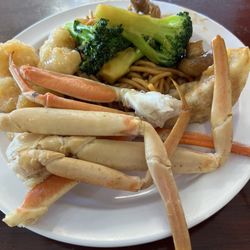 Golden Chinese Buffet - Crab legs were good
