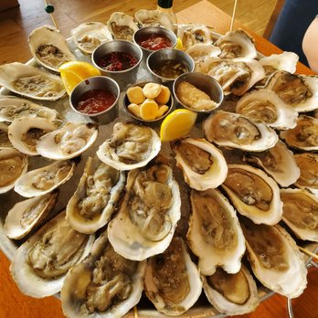 Hudson House - Try all the oysters during happy hour! It's worth it! - American Near Me - Dallas, Texas Hudson House - Try all the oysters during happy hour! It's worth it! - American Near Me - Dallas, Texas
