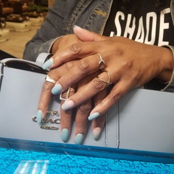 Fashion Nails And Spa - My only issue at this salon is that it's hard to choose my color because they have so many! - Nail Salons Near Me - Mentor, Ohio
