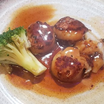 Sakura - XO scallops from the premium items.  Very good. - Sushi Bars Near Me - Bellmore, New York
