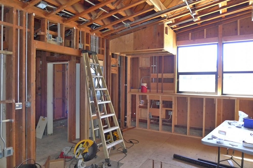 Slide of Mr. Joe Fix It