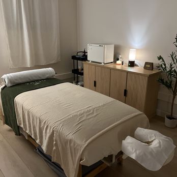 Oliva Massage Studio - Massage Therapy Near Me - Bettendorf, Iowa Oliva Massage Studio - Massage Therapy Near Me - Bettendorf, Iowa