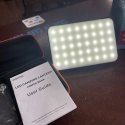 Picken Pierson - Camping Light and charging bank