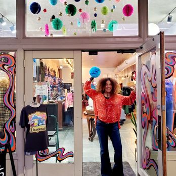 Good Eye - Women's Clothing Near Me - Colorado Springs, Colorado Good Eye - Women's Clothing Near Me - Colorado Springs, Colorado