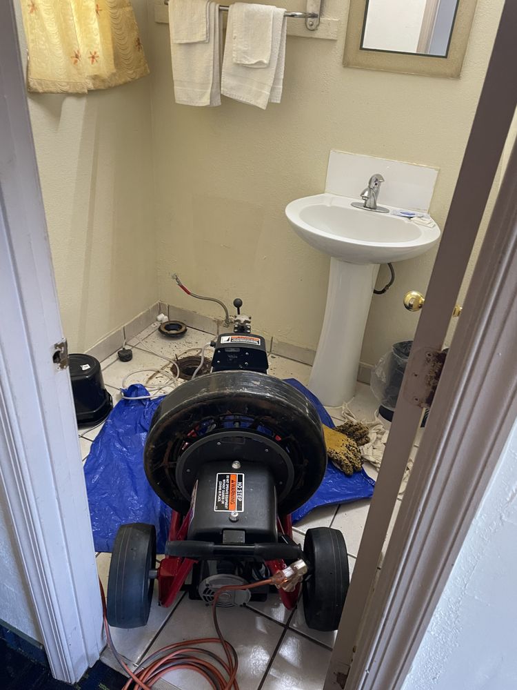 Slide of LP Home Plumbing & Drain