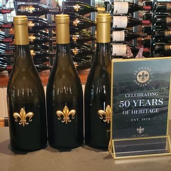 DeLoach Vineyards - Wines on Display - Wineries Near Me - Santa Rosa, California DeLoach Vineyards - Wines on Display - Wineries Near Me - Santa Rosa, California