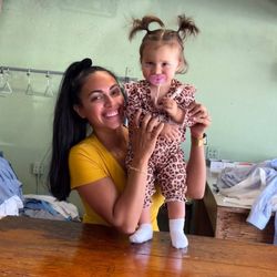 Ringling Cleaners - Owner and her daughter