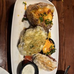 6oz. Flo's Filet with 4oz. Lobster Tail