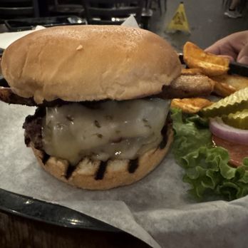 4Corners Tavern - Gastropubs Near Me - Davenport, Florida