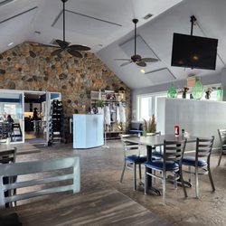 Skippers Pier - Main inside room