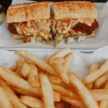 Burger Authority - Spicy Fried Chicken Sandwich - Burgers Near Me - Buffalo, New York