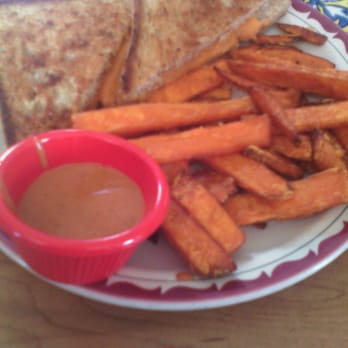 Last Chance Saloon - Grilled cheese and sweet potatoe fries - Pubs Near Me - Rosedale Station, Alberta
