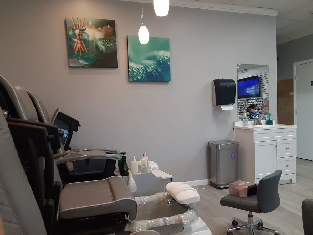 SIMPLY NAIL SPA Updated October 2024 35 Photos & 18 Reviews 7203