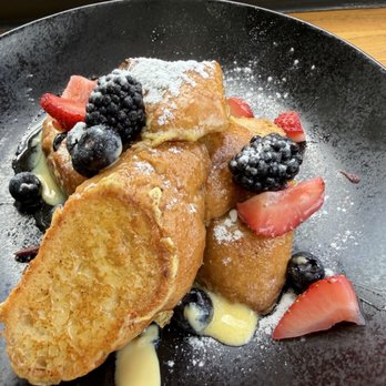 The Fixx - The best French Toast! Surprisingly light - &16 - Breakfast & Brunch Near Me - Haleiwa, Hawaii