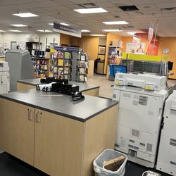 FedEx Office Print & Ship Center