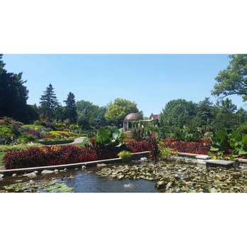 Sunken Gardens - View of the gardens - Botanical Gardens Near Me - Lincoln, Nebraska Sunken Gardens - View of the gardens - Botanical Gardens Near Me - Lincoln, Nebraska
