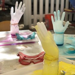 Camp STEAM - Fizzy hands - chemical reactions, anyone?