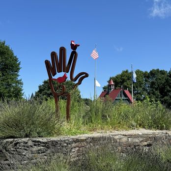 Putnam Rotary Park - Art - Parks Near Me - Putnam, Connecticut