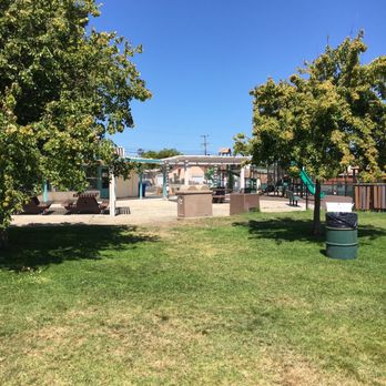 Godfrey Park - Parks Near Me - Alameda, California