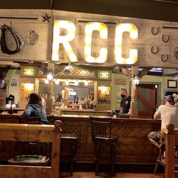 Ruston Cattle Company - Bar area - Steakhouses Near Me - Ennis, Texas Ruston Cattle Company - Bar area - Steakhouses Near Me - Ennis, Texas