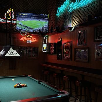 Last Chance Restaurant - Pool Table Area - Burgers Near Me - Santa Clara, California Last Chance Restaurant - Pool Table Area - Burgers Near Me - Santa Clara, California