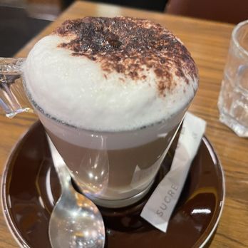 Le Roi de Pique - Cappuccino - Brasseries Near Me - Paris, 75
