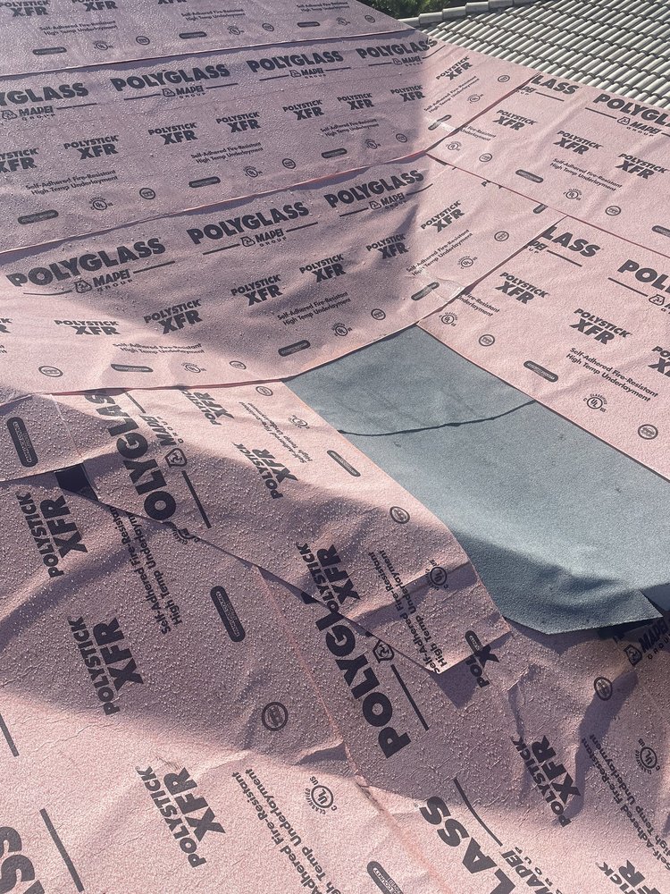 Slide of Roof Giants