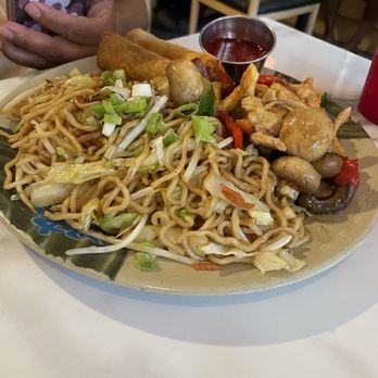 Maui Pho - Asian Fusion Near Me - Bakersfield, California Maui Pho - Asian Fusion Near Me - Bakersfield, California