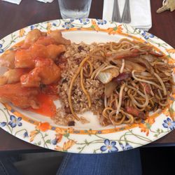 Szechuan Chinese Restaurant - Family Dinner A for 3