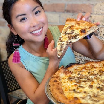 Zazas Pizzeria - Truffle Mushroom Pizza - Pizza Near Me - Chicago, Illinois Zazas Pizzeria - Truffle Mushroom Pizza - Pizza Near Me - Chicago, Illinois
