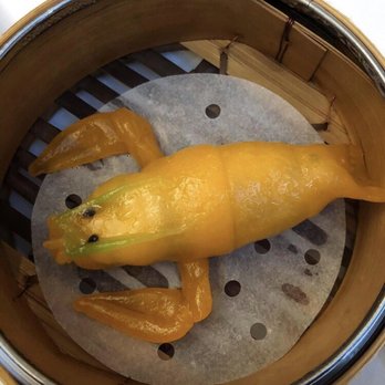 Lai Wah Heen - Lobster har kau, with skin that is WAY too thick and chewy! - Dim Sum Near Me - Toronto, Ontario Lai Wah Heen - Lobster har kau, with skin that is WAY too thick and chewy! - Dim Sum Near Me - Toronto, Ontario