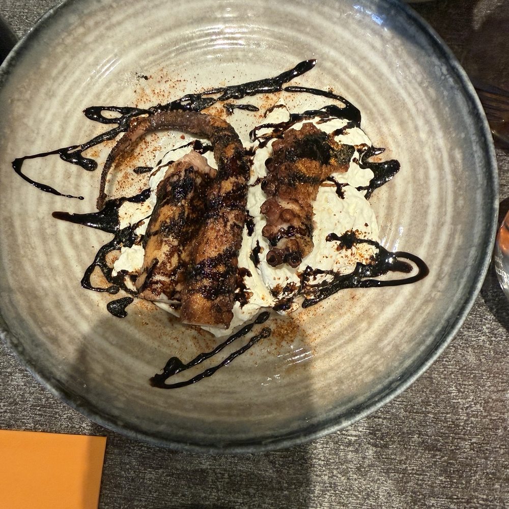 Pizza Caratello - Grilled octopus - Pizza Near Me - Paris, 75