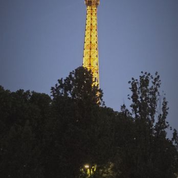 Eiffel Tower, Paris France - Landmarks & Historical Buildings Near Me - Paris Eiffel Tower, Paris France - Landmarks & Historical Buildings Near Me - Paris