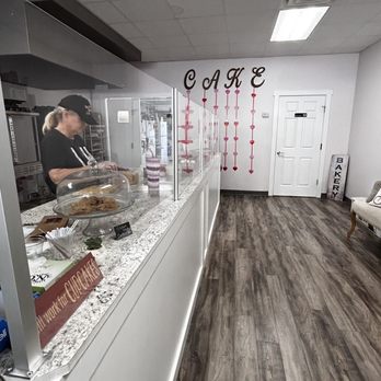 Cocoa Cake Studio - Clean and Well kept facility - Cupcakes Near Me - Lake Wales, Florida Cocoa Cake Studio - Clean and Well kept facility - Cupcakes Near Me - Lake Wales, Florida