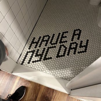 Doxie Hotel - Tiles on bathroom floor - Hotels Near Me - New York, New York