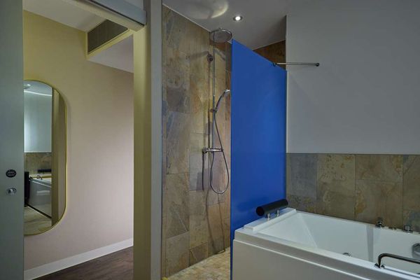 Haven Hotel Rotterdam, Curio Collection by Hilton by null