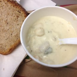 Scallop and bacon chowder with whole wheat bread