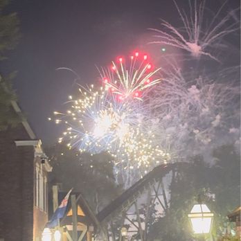 Canobie Lake Park - Fireworks - Amusement Parks Near Me - Salem, New Hampshire