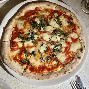 Del Lusso - Margherita Pizza - Pizza Near Me - Carlsbad, California Del Lusso - Margherita Pizza - Pizza Near Me - Carlsbad, California